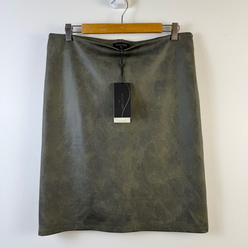 NYDJ Pull On Pencil Skirt Large Moss Sculpt-Her Nip Tuck Technology Faux Leather